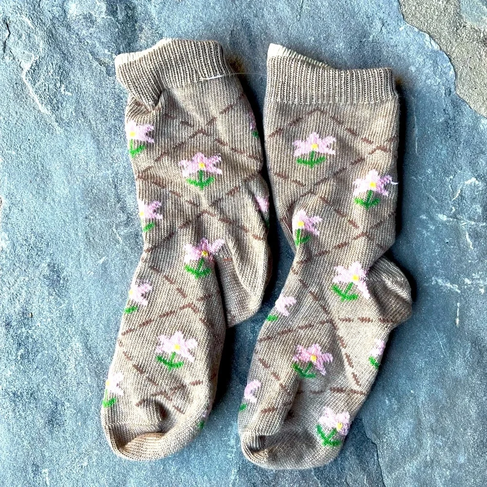 New🌟Fresh Bloom Crew Socks